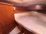 Dufour-325-Grand-Large-fwd-cabin.jpg